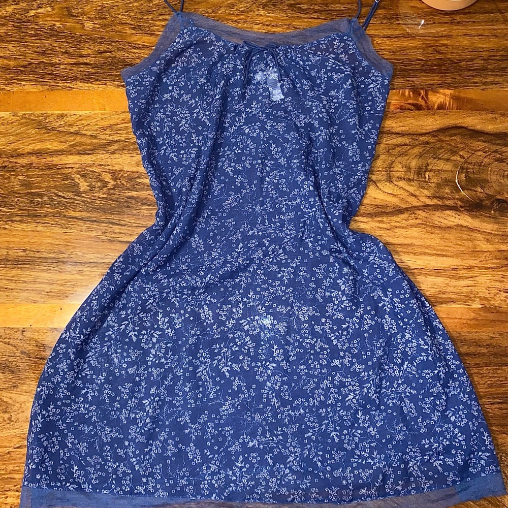 Vera Wang sheer slip dress size Medium
